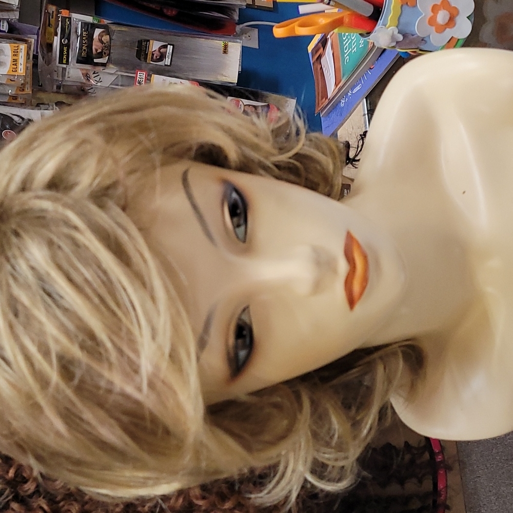 Beautiful estetica designs wig angela color r14/26h